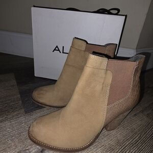Aldo Tan Ankle Boots for Women Size 7